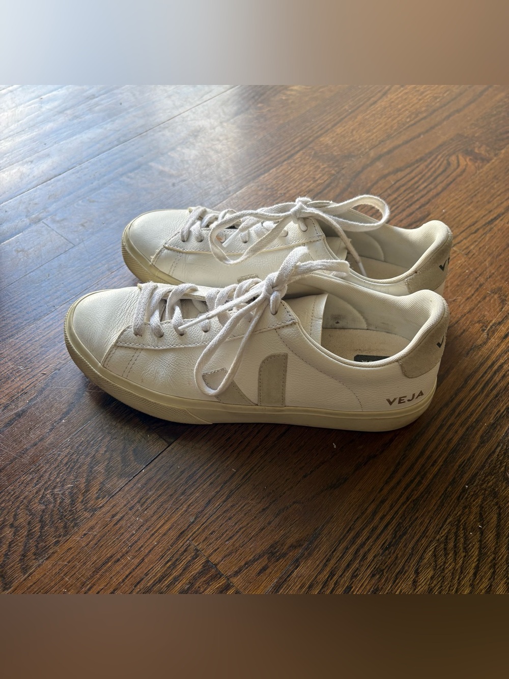 Veja Campo Sneaker - Picture 4 of 5